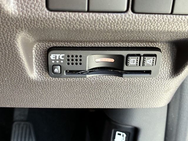 HONDA FREED HYBRID 4WD 2022