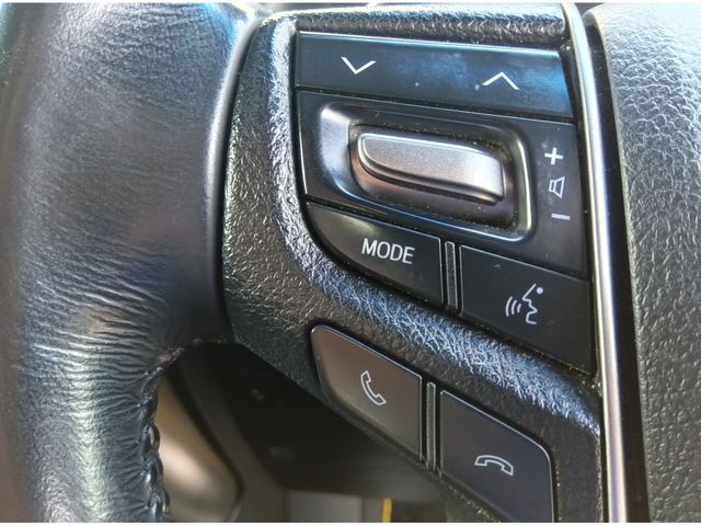 TOYOTA VELLFIRE 2017