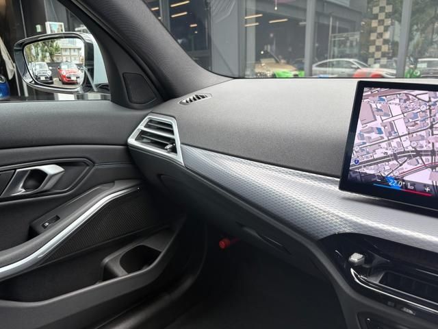 BMW BMW 3series sedan 2025