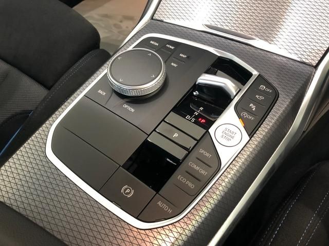 BMW BMW 3series sedan 2024