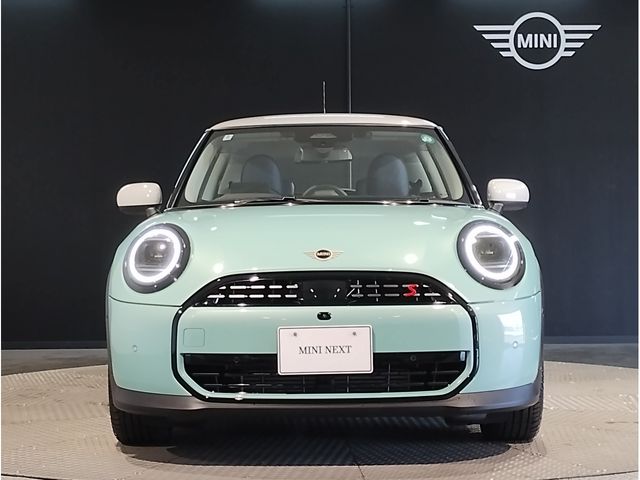 BMW MINI COOPER 2024