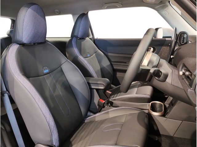 BMW MINI COOPER 2024