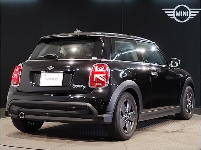 BMW MINI COOPER D 2022