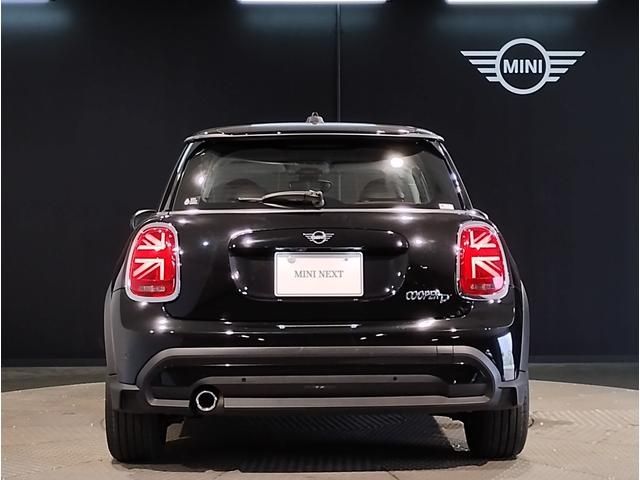 BMW MINI COOPER D 2022