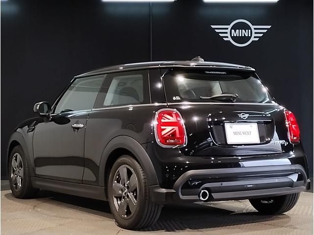 BMW MINI COOPER D 2022