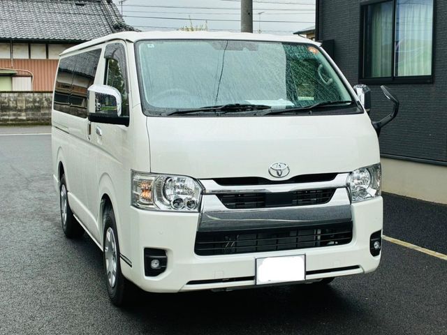 TOYOTA HIACE van 2WD 2025