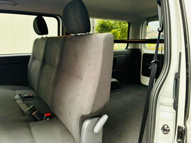 TOYOTA HIACE van 2WD 2025