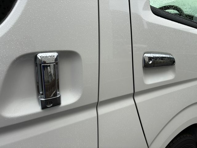 TOYOTA HIACE van 2WD 2025