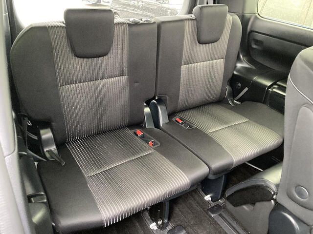 TOYOTA VOXY 4WD 2019