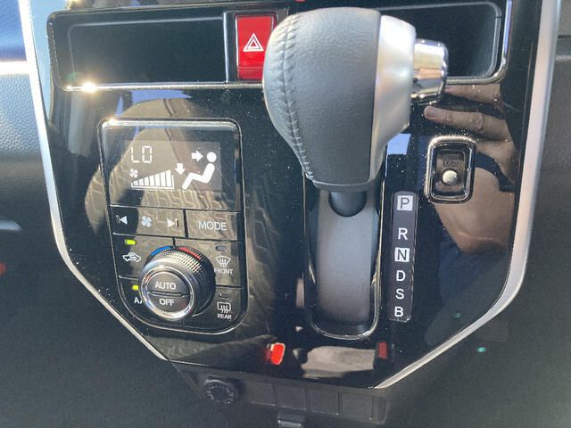 TOYOTA ROOMY 4WD 2018