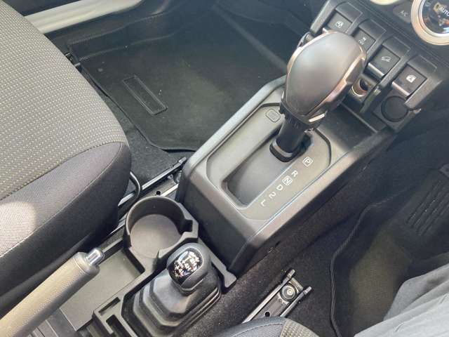 SUZUKI JIMNY SIERRA 2023