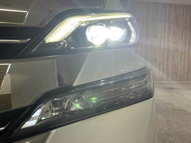 TOYOTA VELLFIRE  HYBRID 4WD 2017