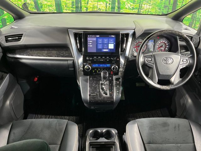TOYOTA ALPHARD 2020