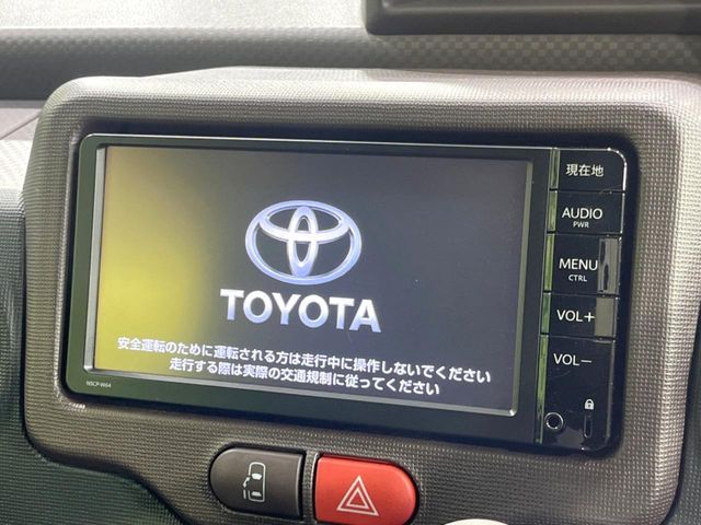 TOYOTA PORTE 2014