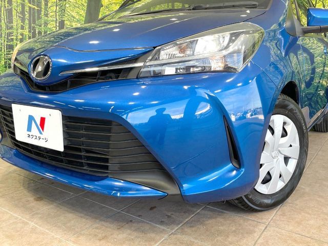 TOYOTA VITZ 2015