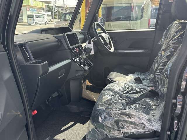 DAIHATSU TANTO CUSTOM 2023