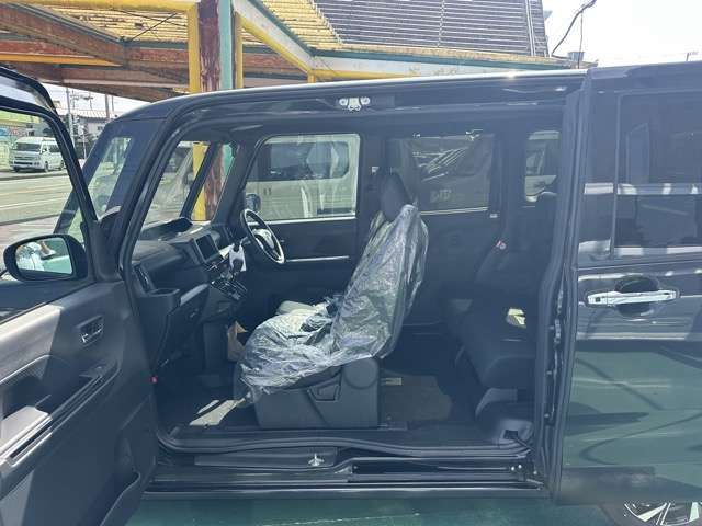 DAIHATSU TANTO CUSTOM 2023