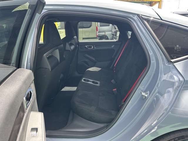 HONDA CIVIC hatchback 2025