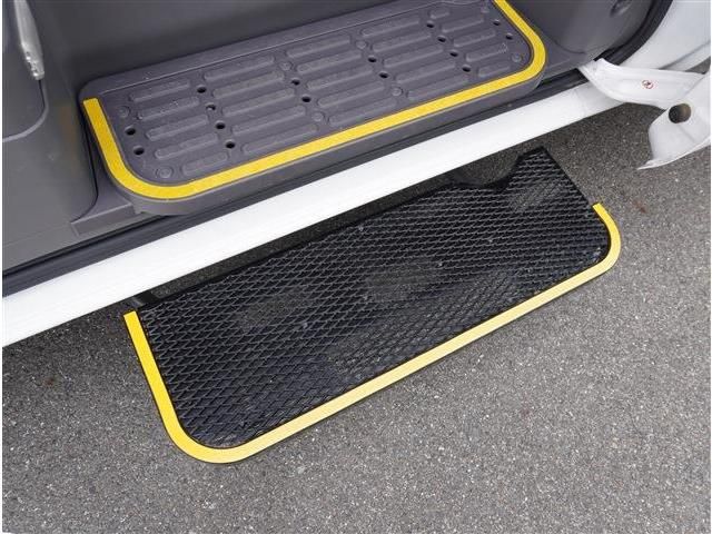 NISSAN NV350 CARAVAN 1.15t 2019