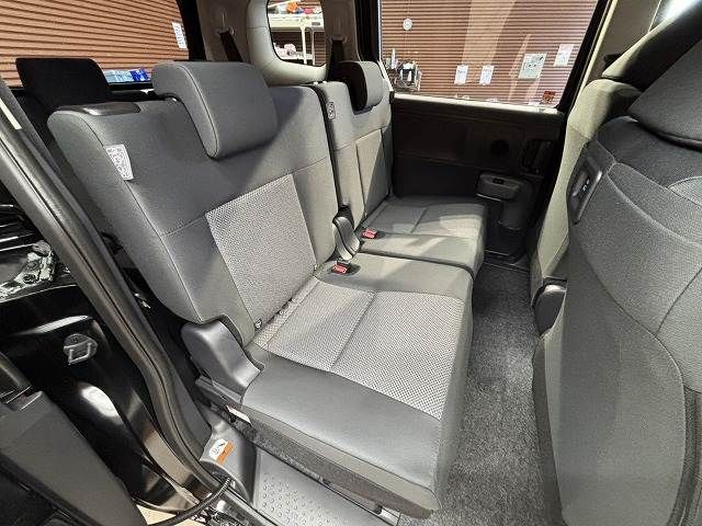 TOYOTA SIENTA HYBRID 2025