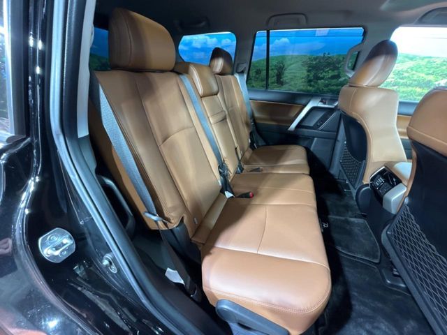 TOYOTA LANDCRUISER PRADO 2022