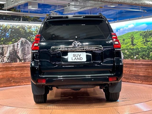 TOYOTA LANDCRUISER PRADO 2022