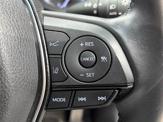 TOYOTA HARRIER 2WD 2022