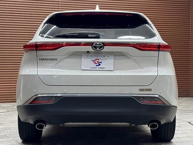 TOYOTA HARRIER 2WD 2022