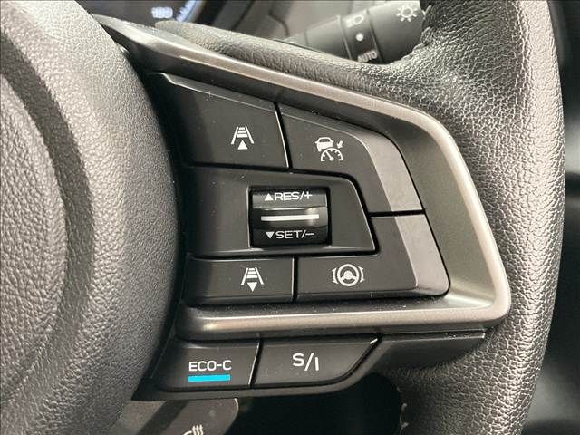 SUBARU FORESTER 2018