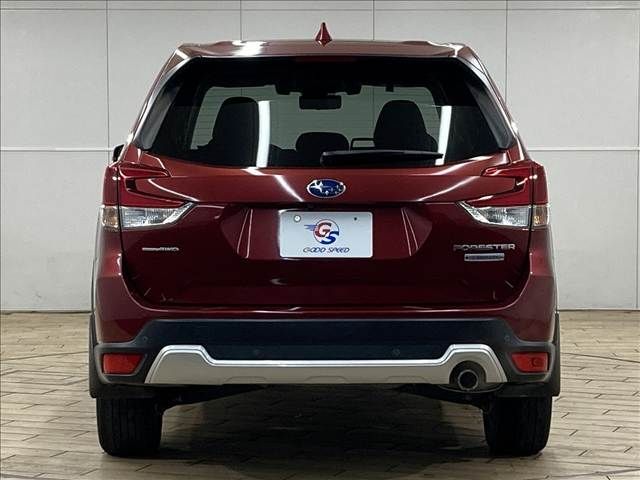 SUBARU FORESTER 2018