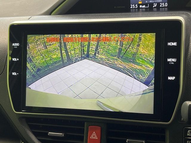 TOYOTA VOXY HYBRID 2022