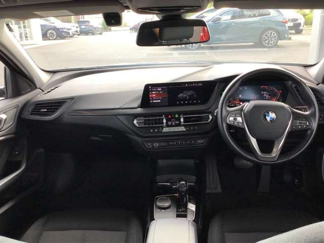 BMW BMW 1series 2021