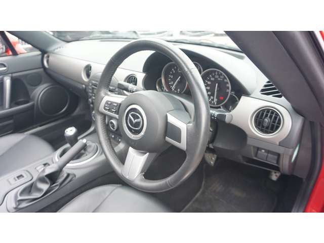 MAZDA ROADSTER 2010