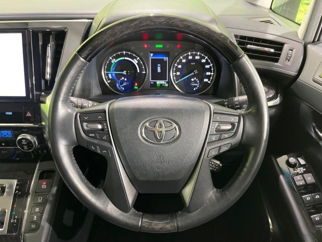 TOYOTA ALPHARD hybrid 4WD 2019