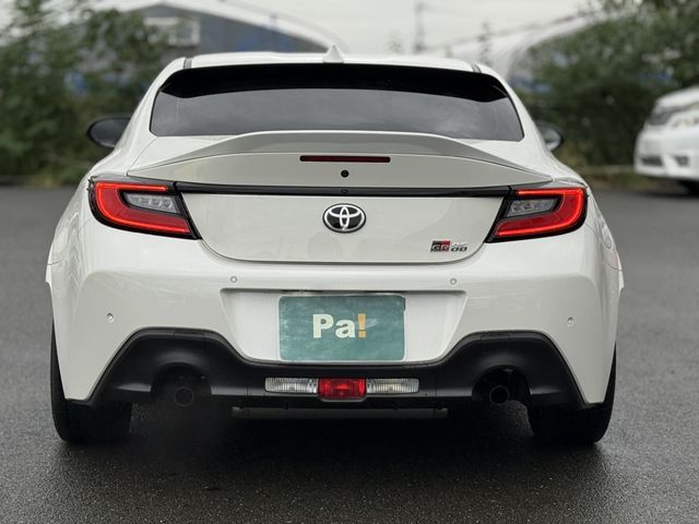 TOYOTA GR86 2024