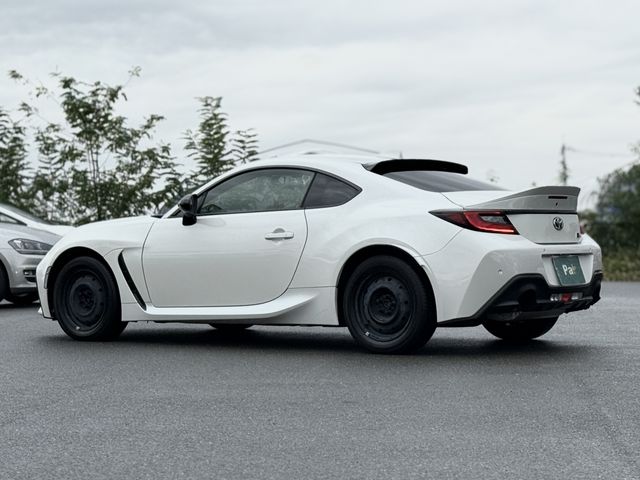 TOYOTA GR86 2024