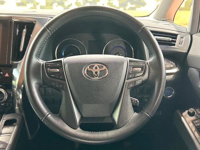 TOYOTA ALPHARD hybrid 4WD 2020