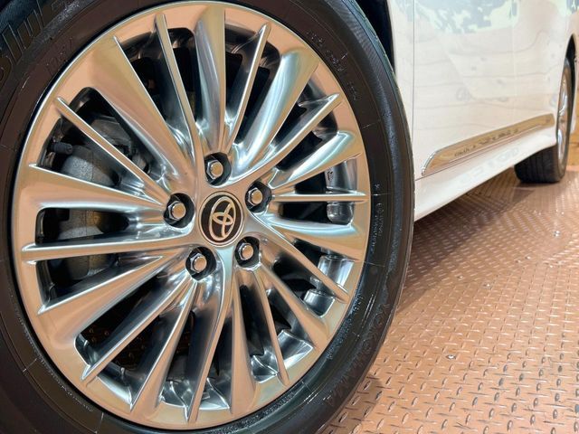 TOYOTA ALPHARD hybrid 4WD 2020