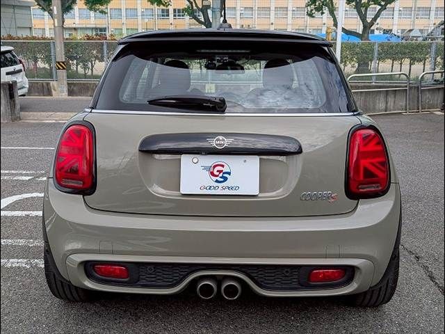 BMW MINI COOPER S 2019