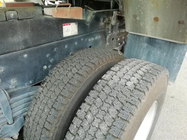 MITSUBISHI FUSOU SUPER GREAT 2017