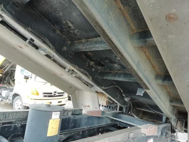 MITSUBISHI FUSOU SUPER GREAT 2017