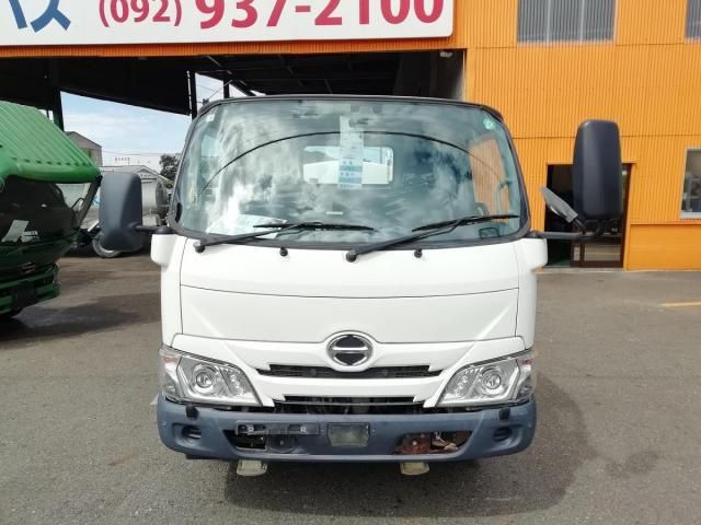 HINO DUTRO 2021
