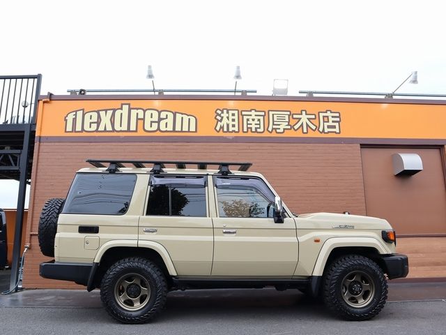 TOYOTA LANDCRUISER 70 2024