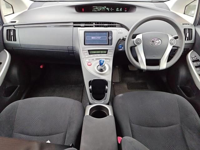 TOYOTA PRIUS 2012