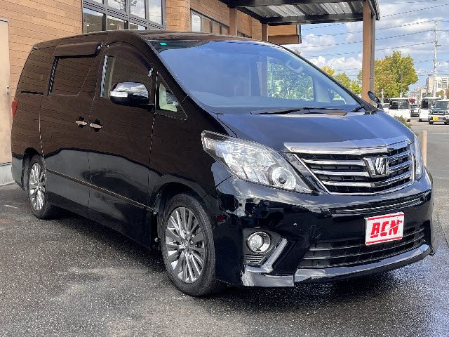 TOYOTA ALPHARD 2012