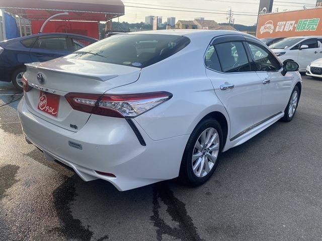 TOYOTA CAMRY HYBRID 2019