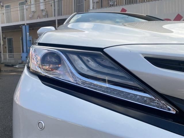 TOYOTA CAMRY HYBRID 2019