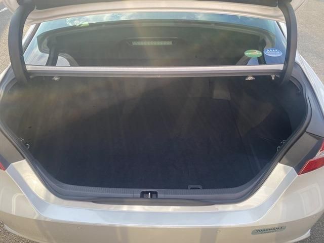 TOYOTA CAMRY HYBRID 2019