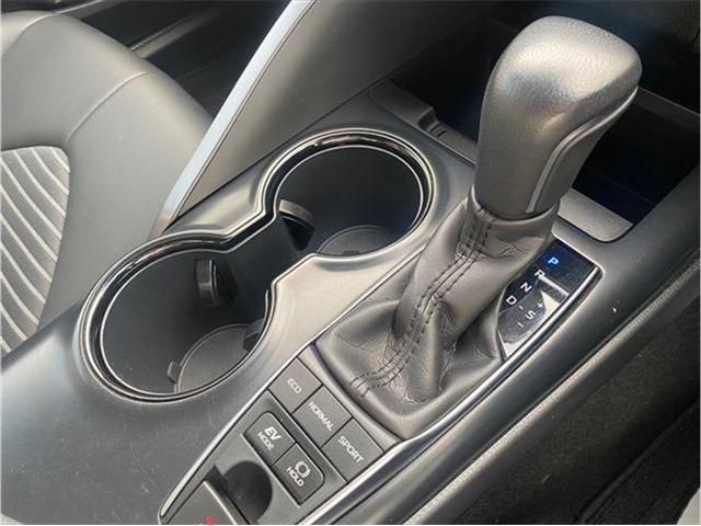 TOYOTA CAMRY HYBRID 2019