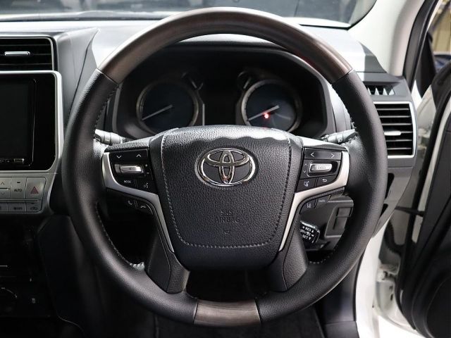 TOYOTA LANDCRUISER PRADO 2020